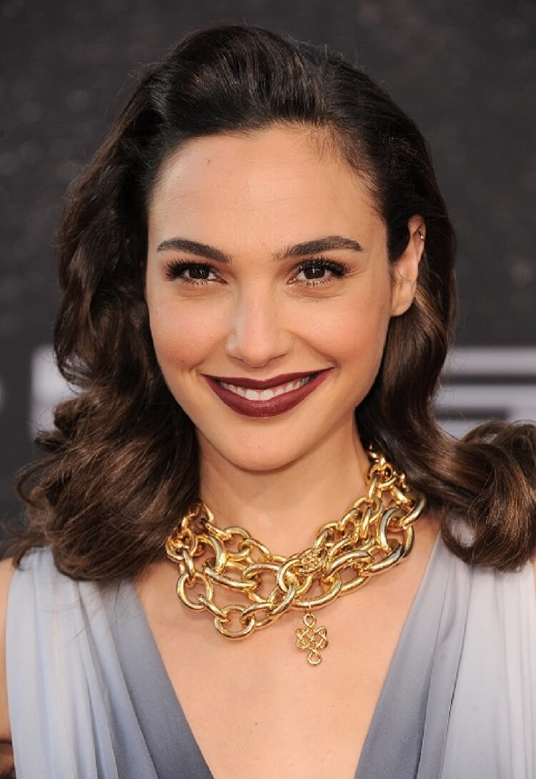 Gal Gadot arrives at the LA Premiere of the 