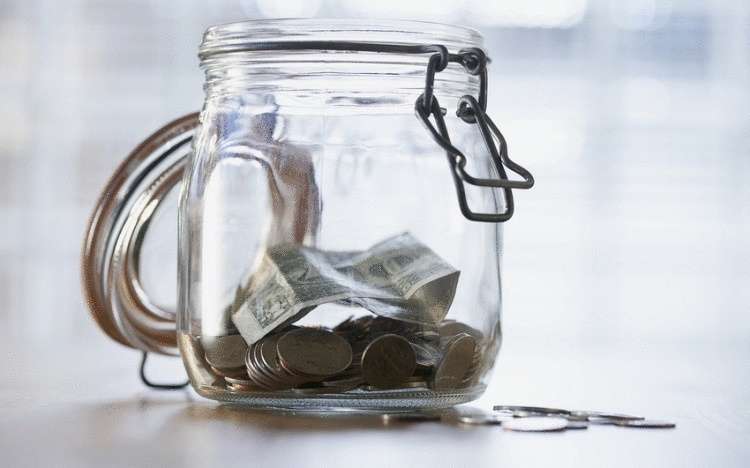 «Денежная бутылка»: делаем сильный талисман на прибыль своими руками ...