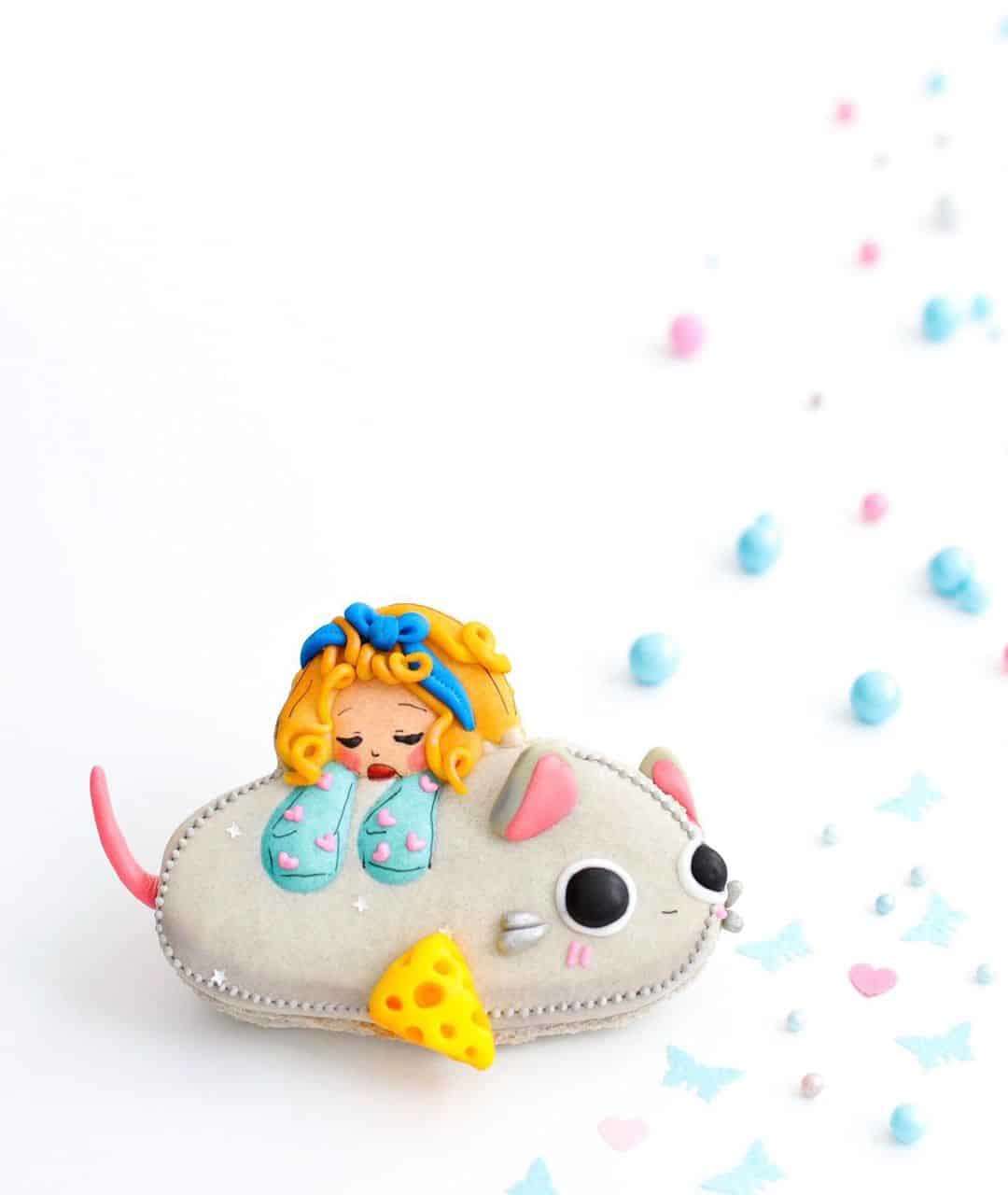 Talented Baker Creates Extremely Cute Macaron Designs