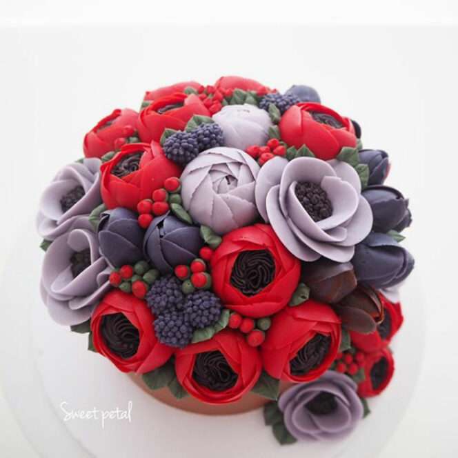 30 Most Beautiful Flowery Cakes With a Plenty of Spring Motifs