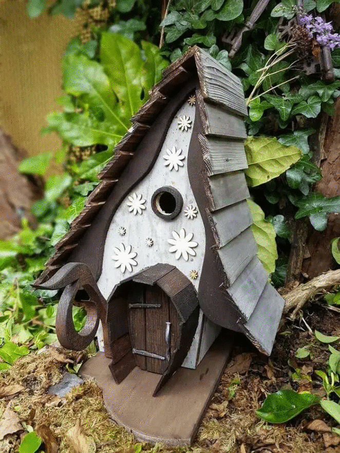 23 Funky Bird Nesting Boxes That Resemble Fairy Tale Houses