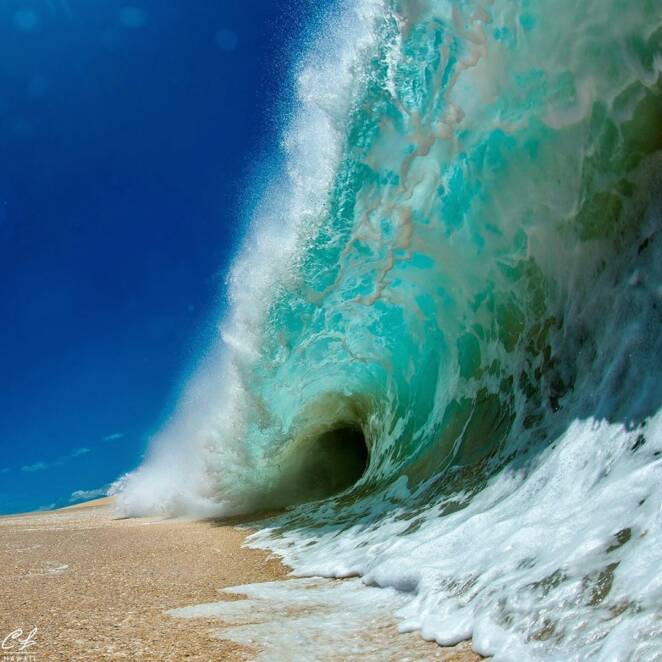 33 Amazing Ocean Photos Showing the Beauty and Force of Water