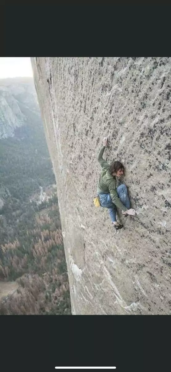 17 Photographs Taken by People Who Don&#8217;t Know What Fear of Heights Is